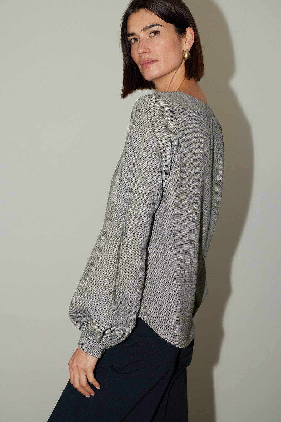 Bluse Masa in Schwarz Beige gemustert