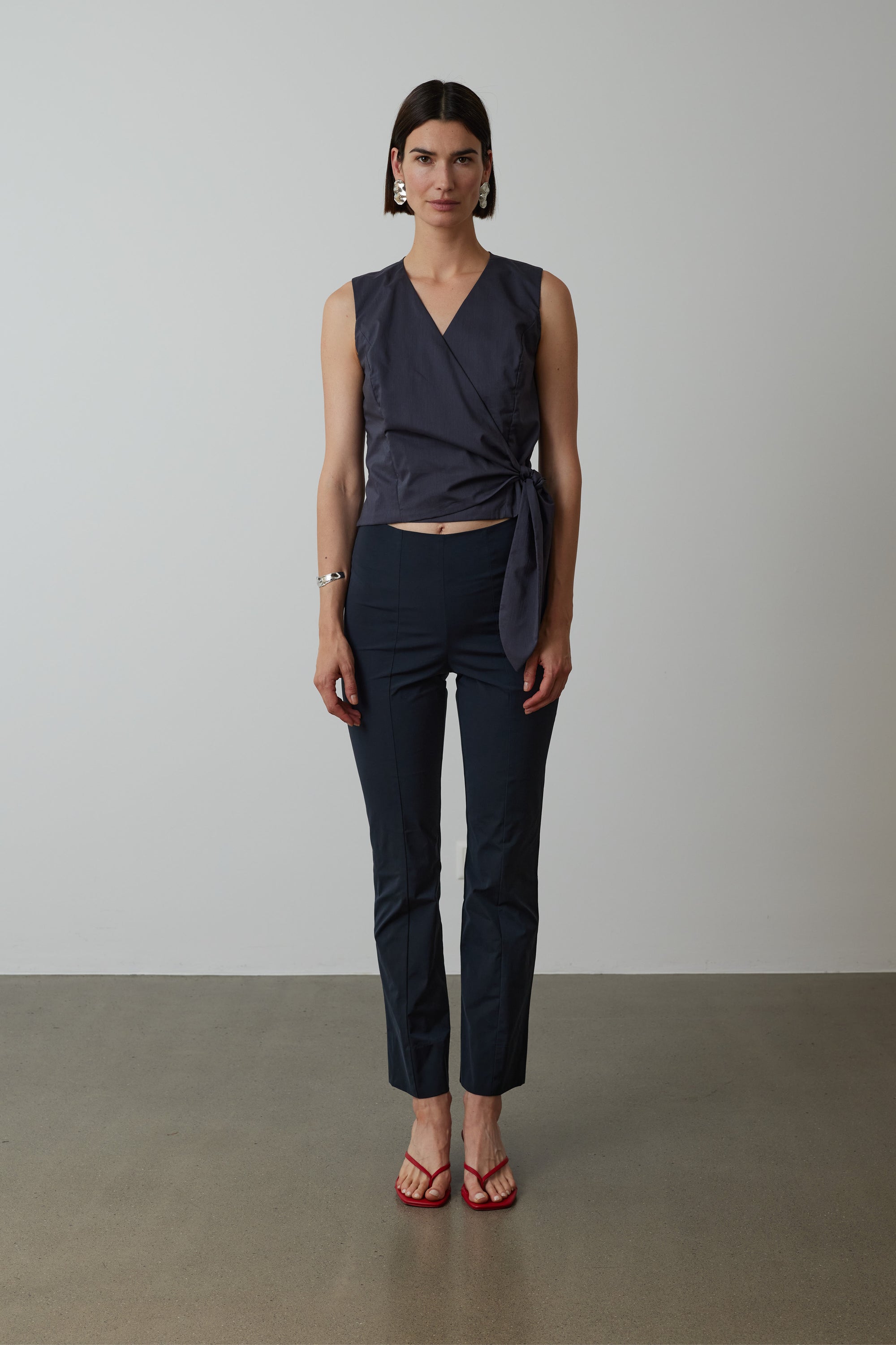 Ecla trousers in matte black