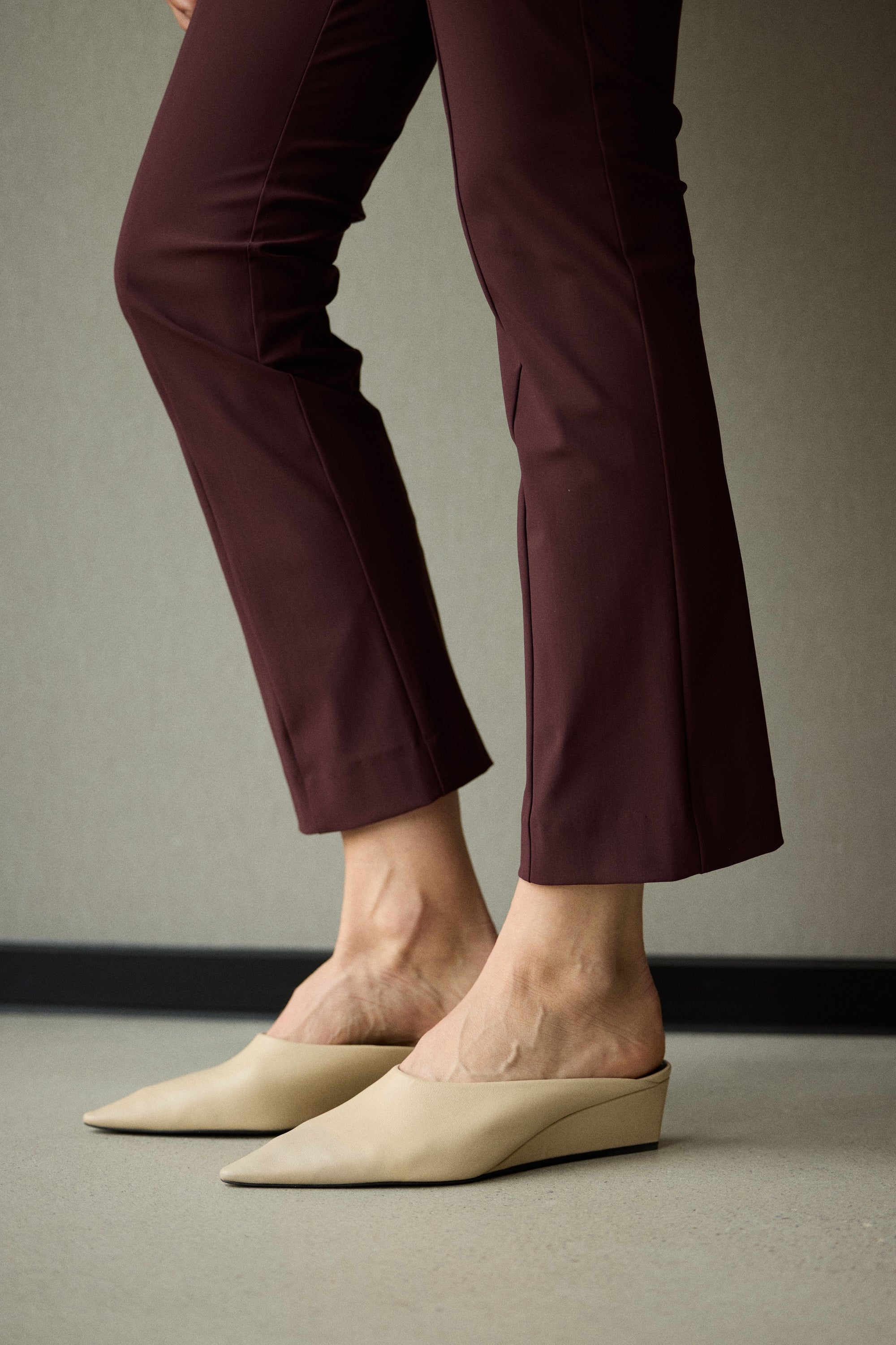 Elli Trousers in Midnight Blue