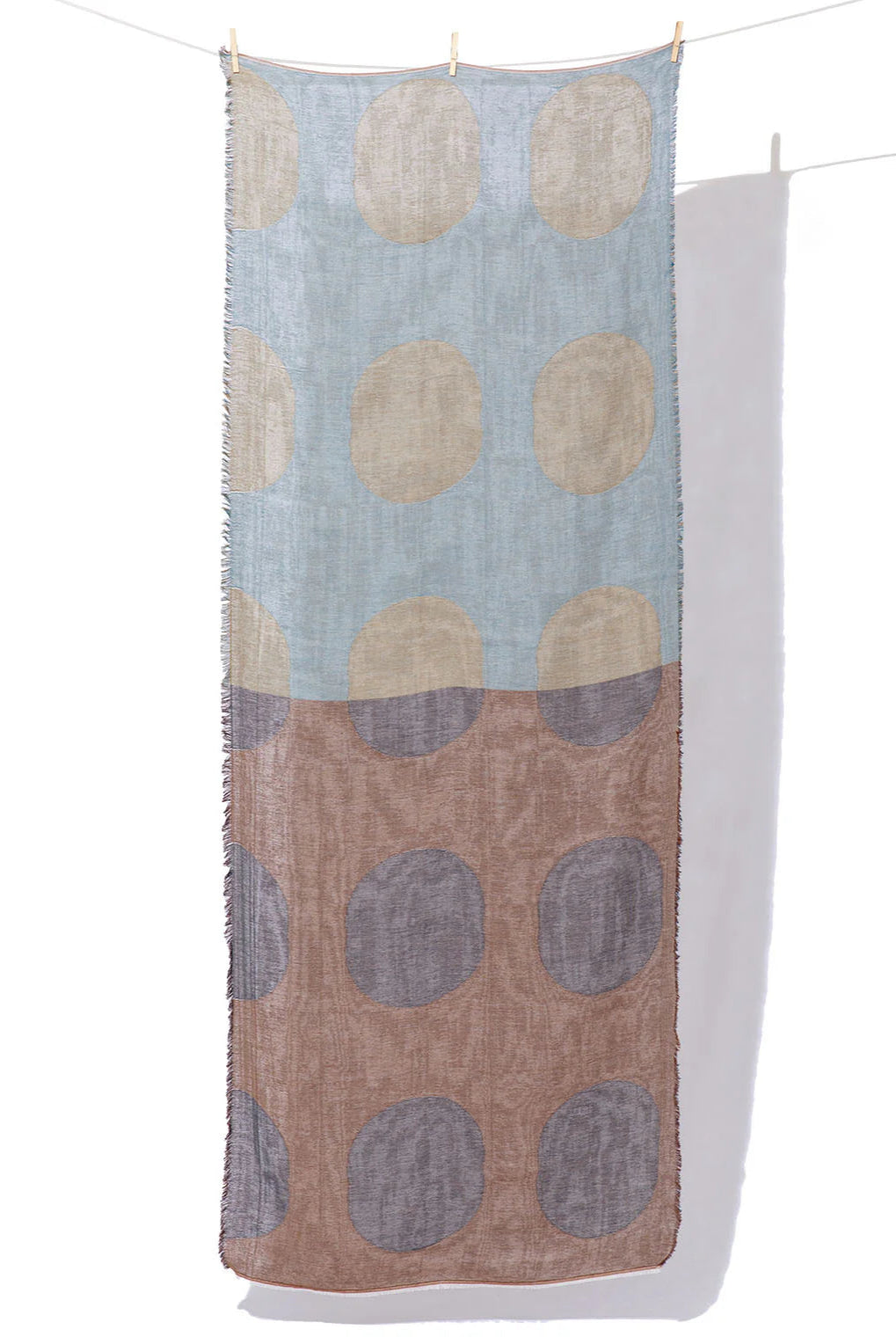 Belleil scarf by Traits