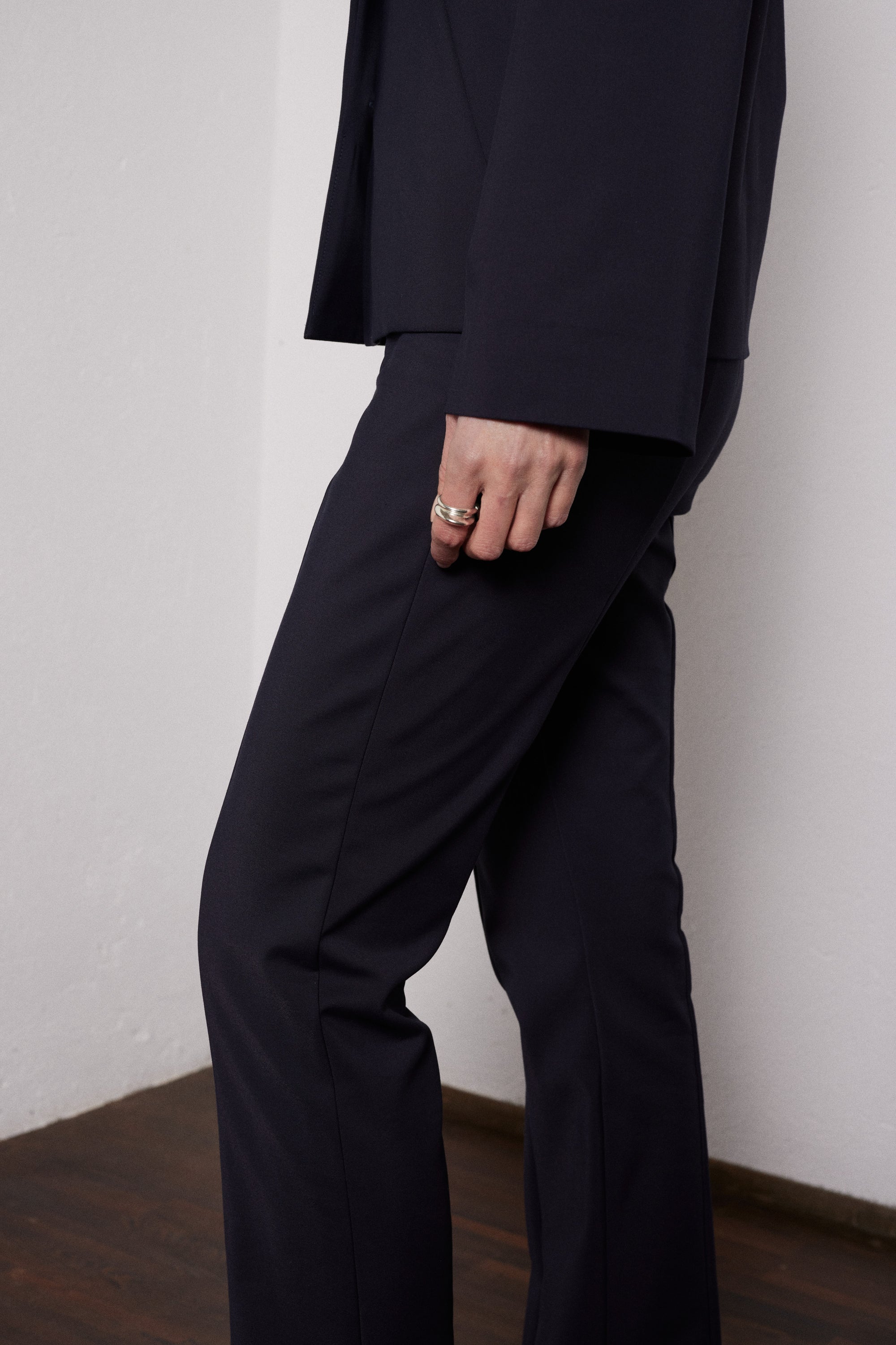 Ecla trousers in midnight blue